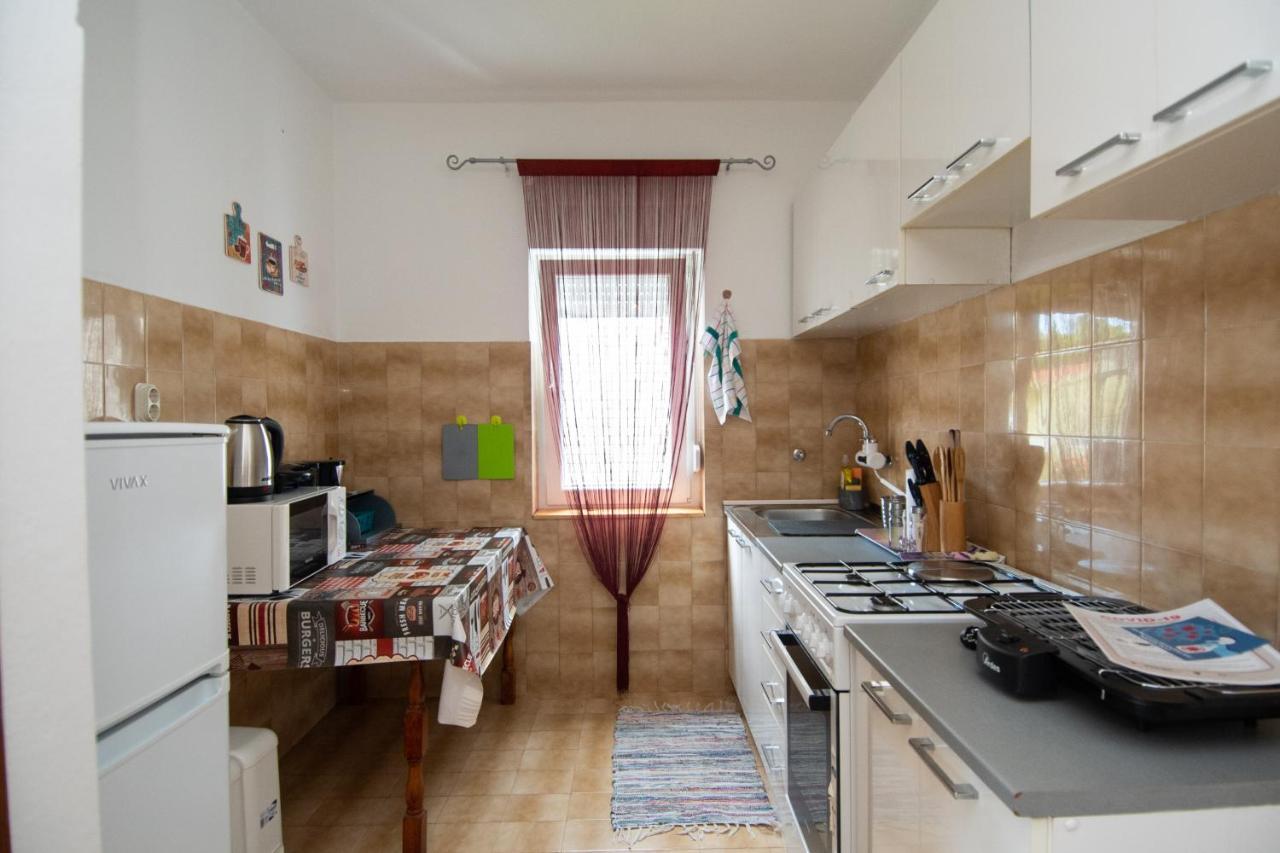 Apartmani Ivana Kaštela Eksteriør bilde
